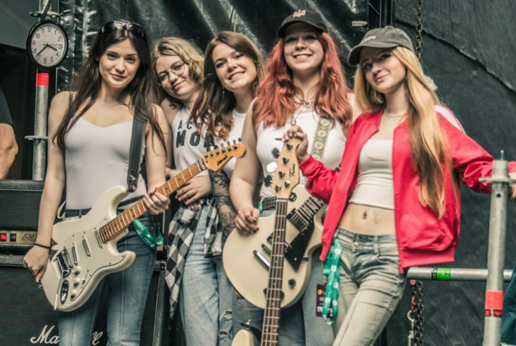 The Sixsters